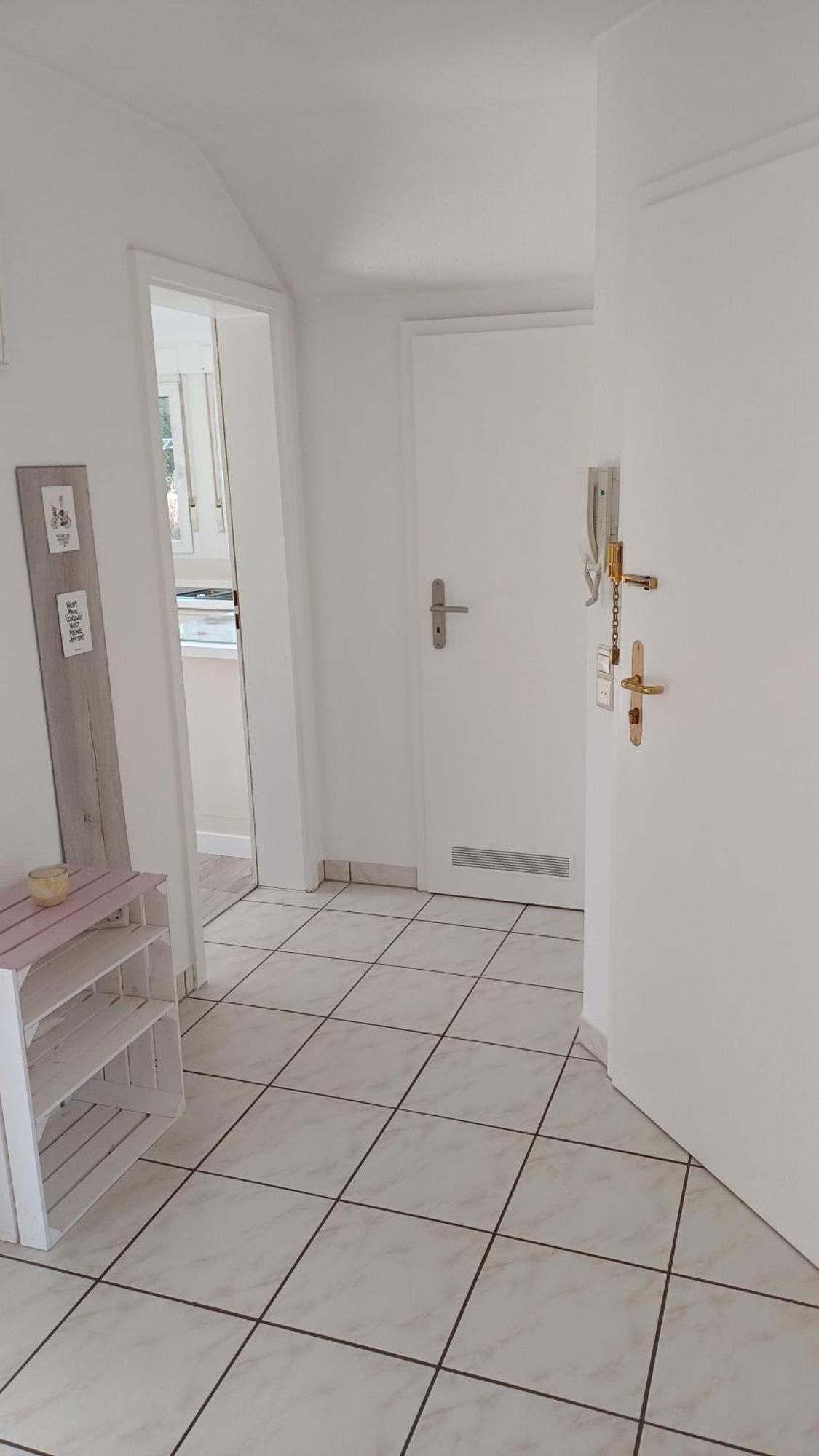 Helle Schoene Dachgeschosswohnung Mit Balkon Stockach Exterior foto